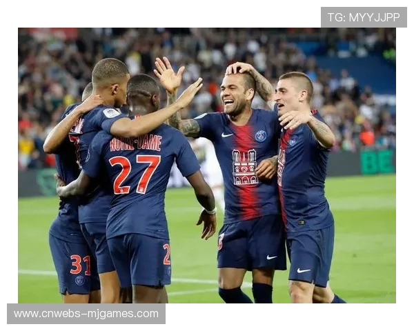 斯特拉斯堡主场迎战巴黎圣日耳曼，黑马欲再掀翻豪门